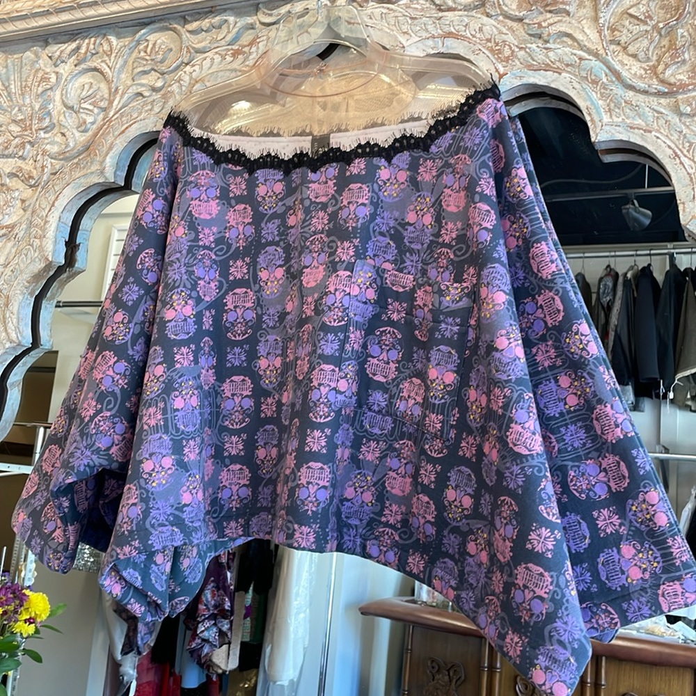 Skull print soft fleece lined sweatshirt illusion mesh lace dolman oversize top